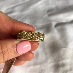 Henri bendel, bendel rox ring!!